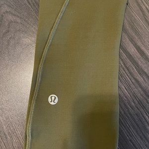 Lululemon leggings green